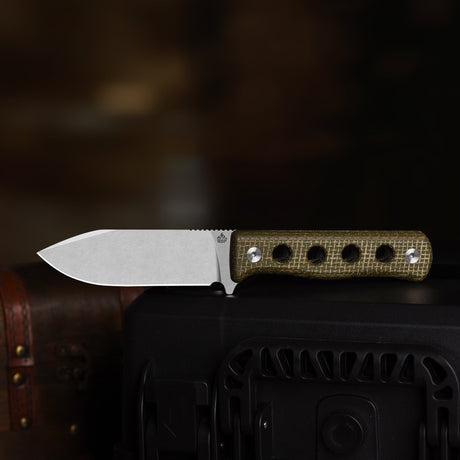 Fixed Blade vs. Folding Knife: The Great Debate About Self-Defense Tools